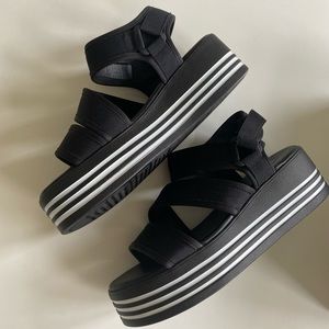 Kyra by Xappeal wedges